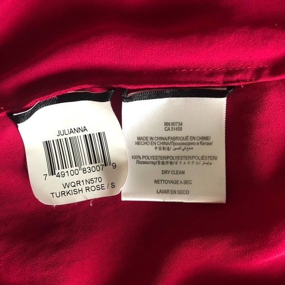 BCBG MAXAZRIA Julianna High/Low Top - Picture 7 of 8